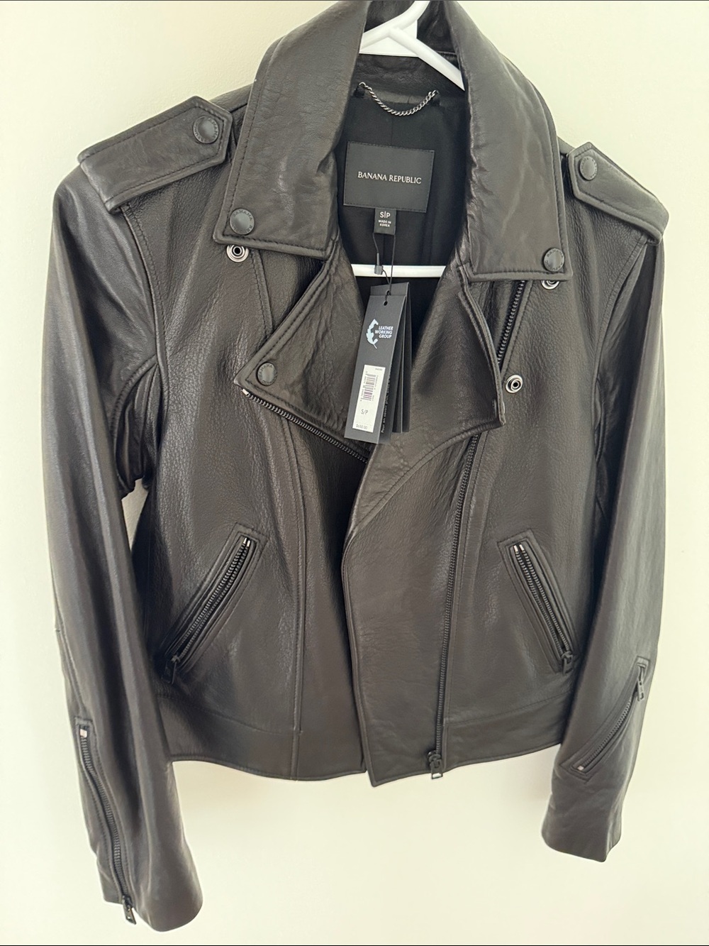Banana Republic Women's black Leather Biker Jacket- genuine lamb leather